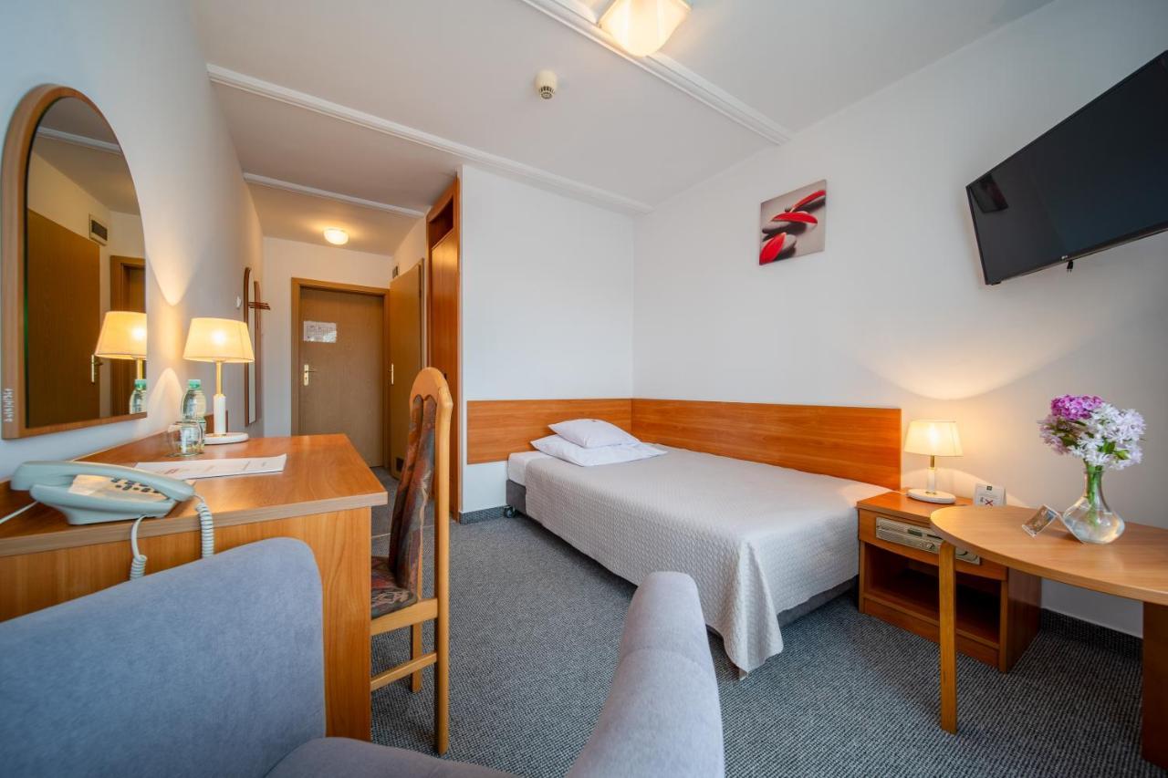 Hotel Gromada Medical Spa Busko-Zdrój Exteriér fotografie